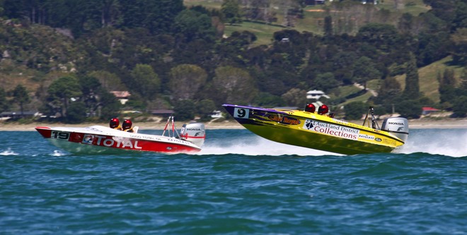 Mike Urquhart in ’Auckland District Collections 2’  © Cathy Vercoe LuvMyBoat.com http://www.luvmyboat.com
